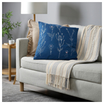 Чехол на подушку IKEA AKERNEJLIKA (АКЕРНЕЙЛИКА), Синий с вышивкой, 50x50 см