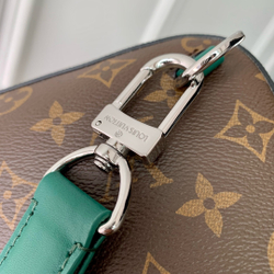Louis Vuitton Avenue Slingbag NM