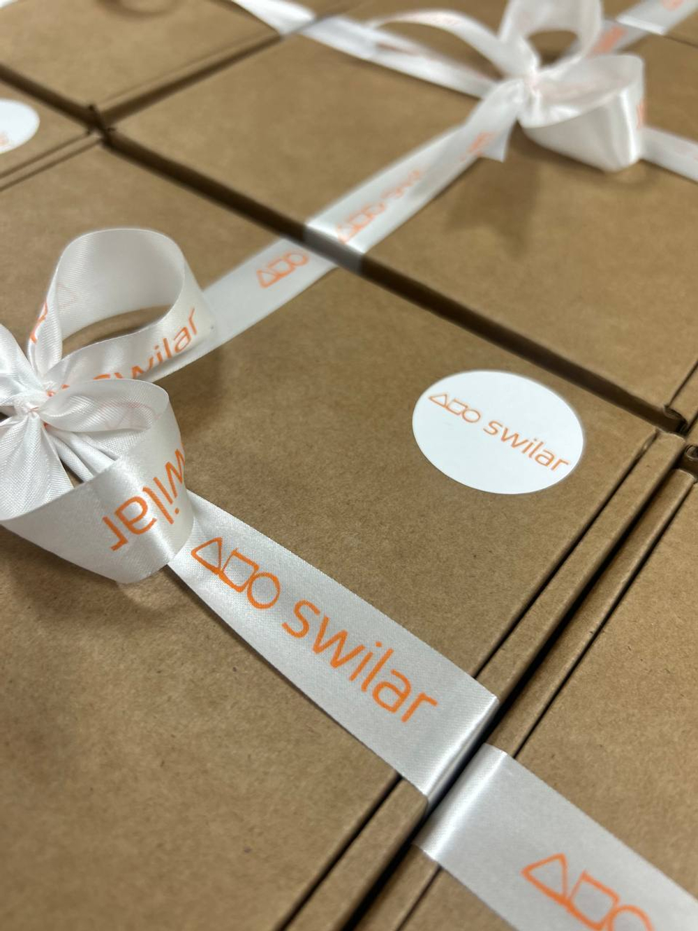 Корпоративный подарок с орехами сотрудникам и партнерам