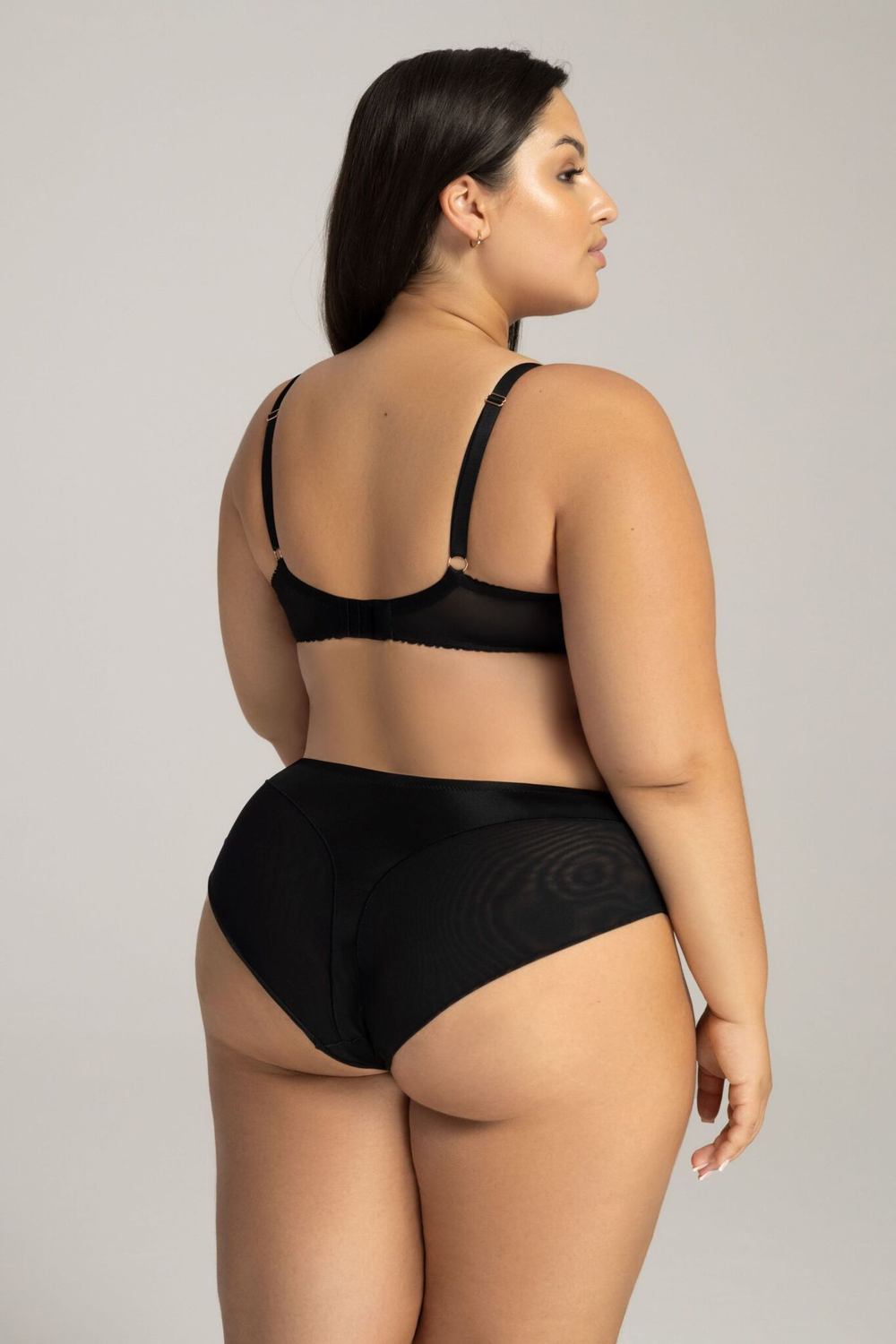 Бюстгальтер с мягкими чашками Venus (Размер: 70J) (Цвет: черный)