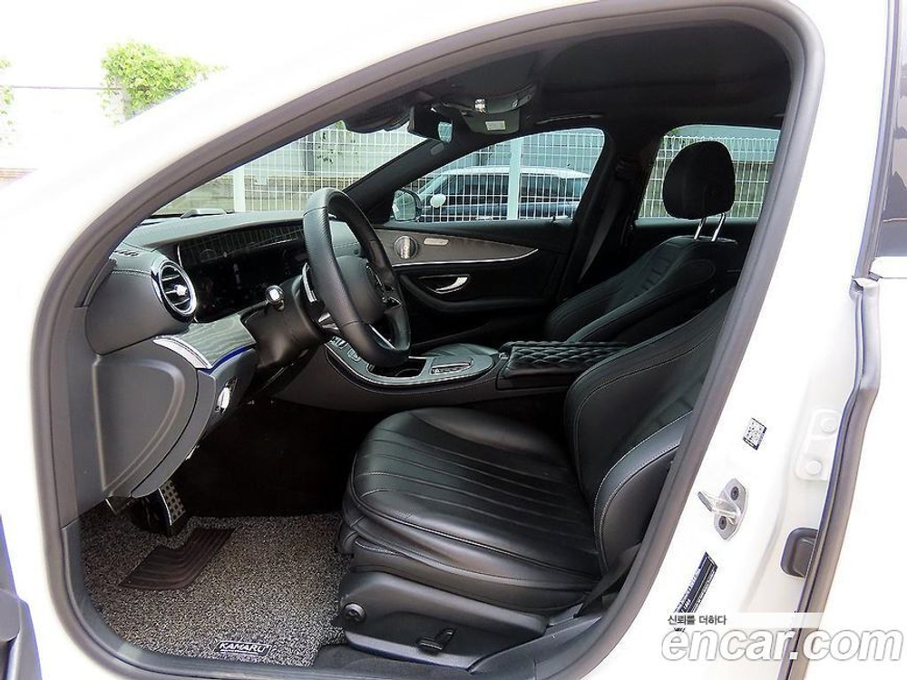 Mercedes-Benz E-Class W213 E350 4MATIC AMG Line Editions (12.2020)