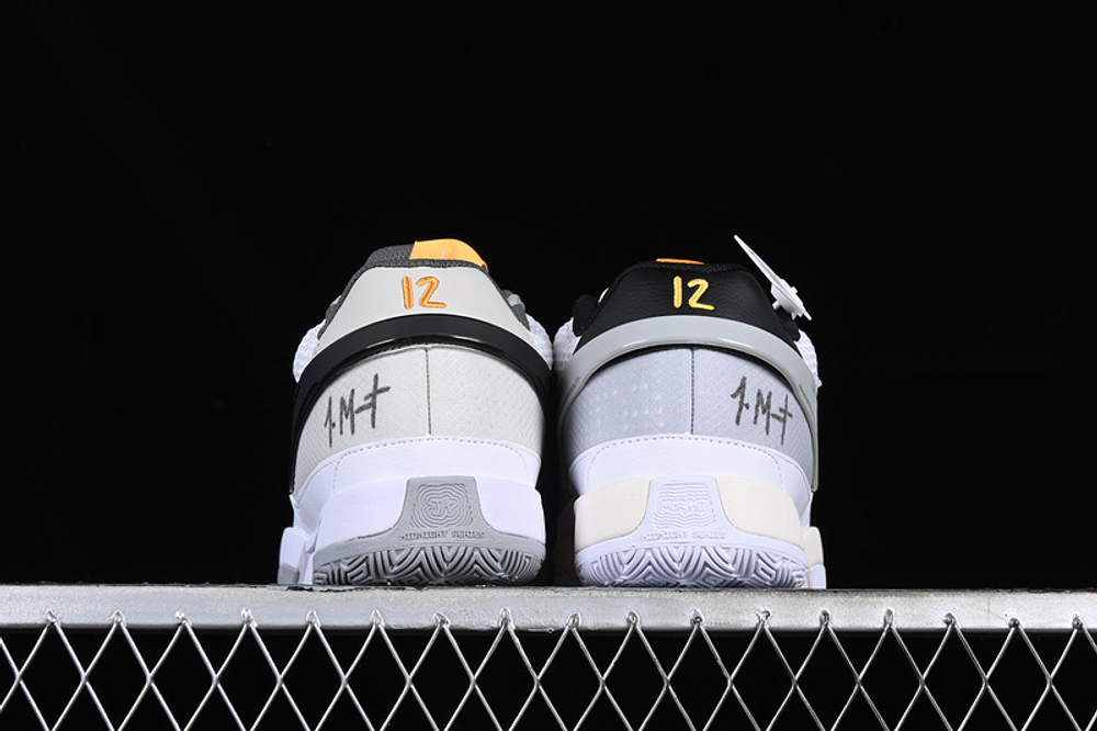 Nike shoes rs 12 discount