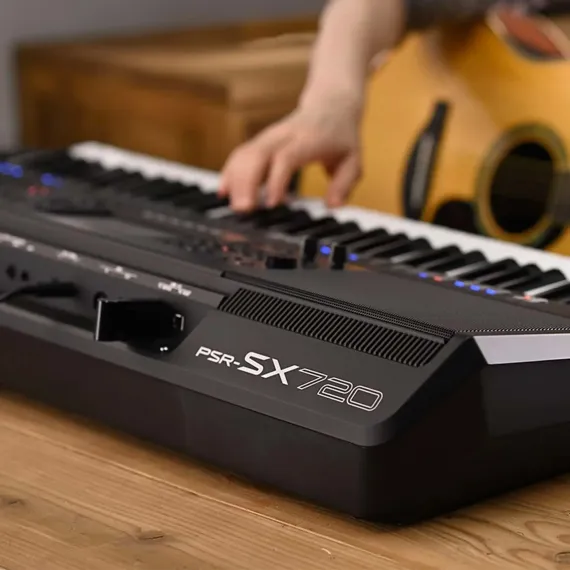Yamaha PSR-SX720 Black