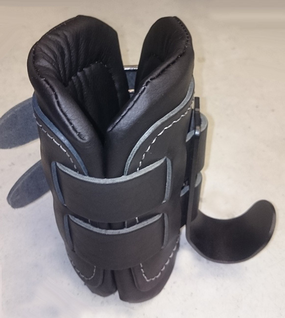 Гравитационные ботинки Jetsport с кожаными накладками