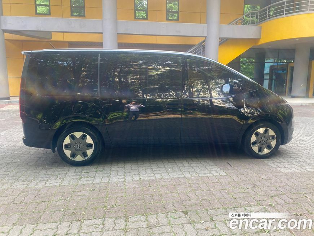 Hyundai Staria Tourer 9-и местный (09.2021)