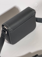 Сумка через плечо Christian Dior Saddle