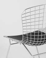 Стул обеденный Bertoia хромированный с черной подушкой 4 шт
