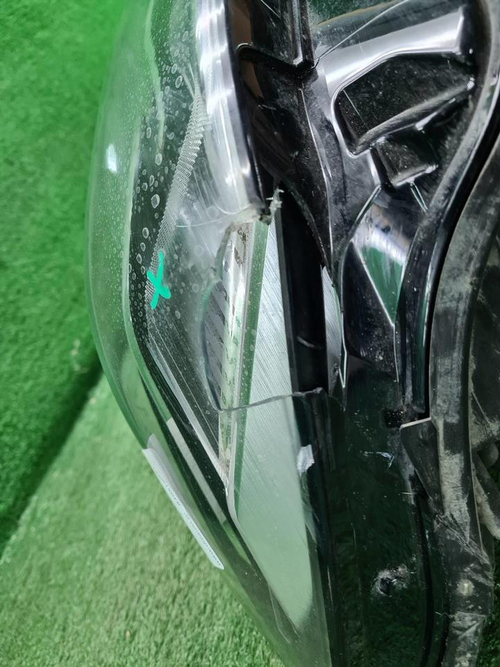 Битая Фара правая BMW 5er G30 (2020-2023) LED