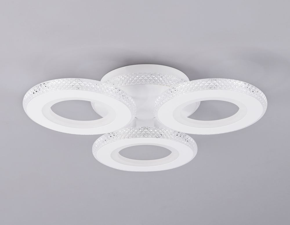 Потолочный светодиодный светильник с пультом FA8866/3 WH белый 3000K-6400K 38W 390*360*80 (ПДУ ИК)