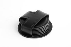 кожаная подставка черная под стакан