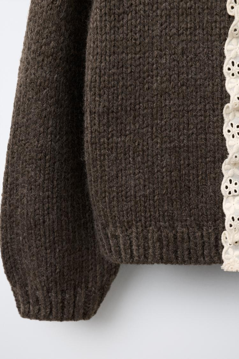 ZARA ВЯЗАНЫЙ КАРДИГАН С КРУЖЕВОМ, СЕРОВАТО-КОРИЧНЕВЫЙ