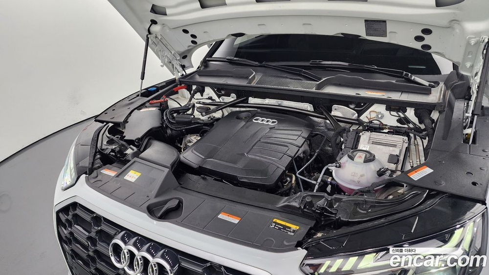Audi Q5 (FY) 40 TDI Quattro Premium (04.2022)