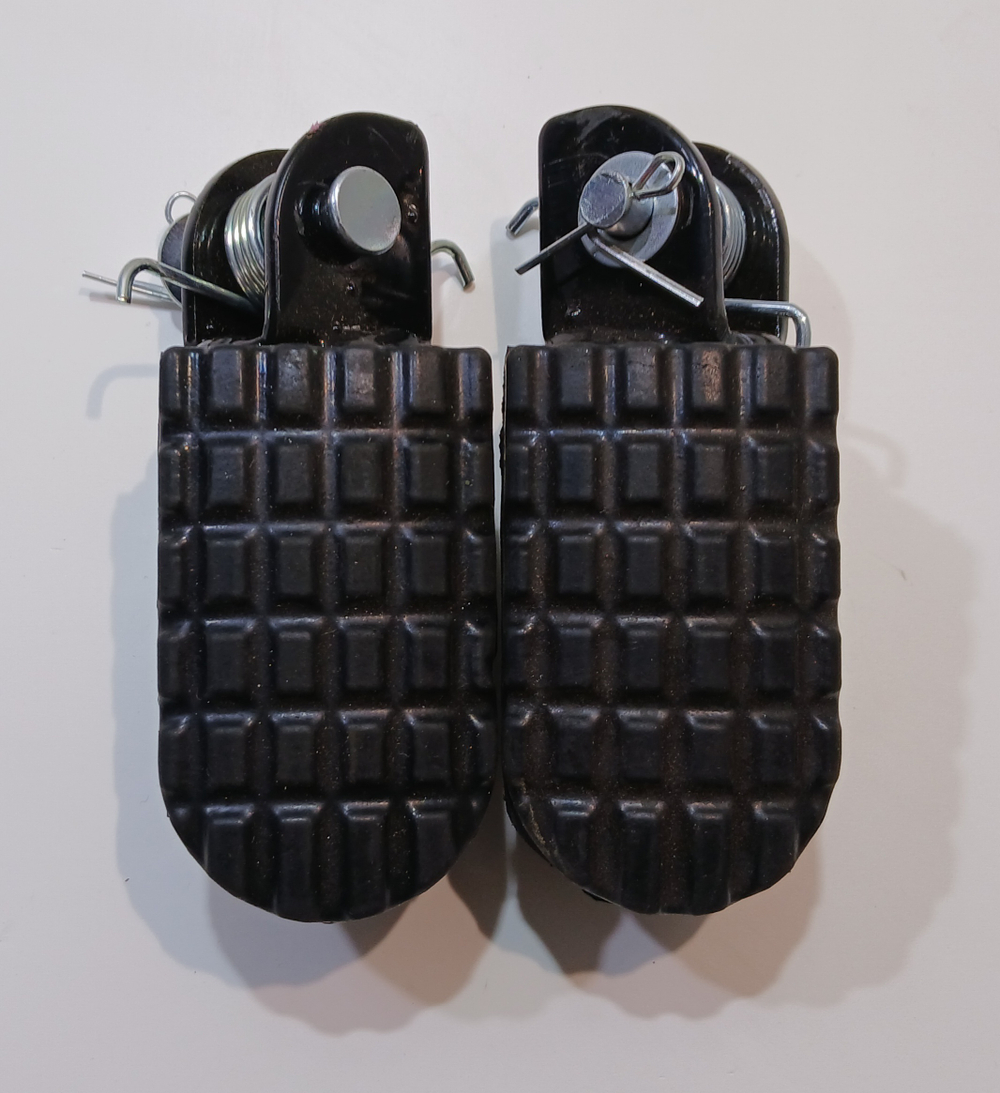 Подножки водителя (пара) Мотоцикл ATAKI Crosser 300