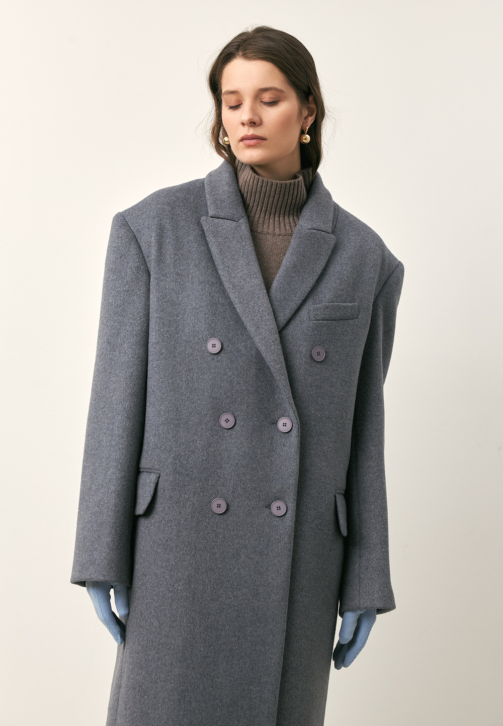 Пальто мужского кроя утепленное