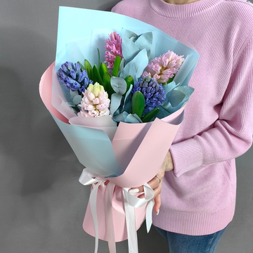 Букет из 5 гиацинтов