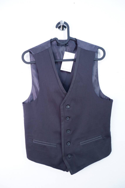 Жилетка Vincent классическая, визуально на 44 размер