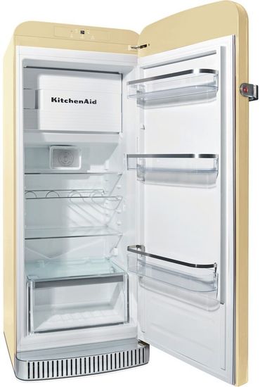 Холодильник KitchenAid KCFME 60150R