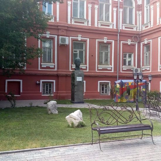 Магнит Dvorast Картинная галерея им. Догадина