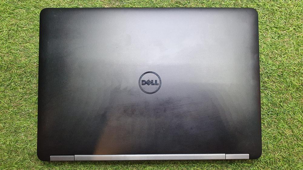 Ноутбук DELL i3-6/8Gb