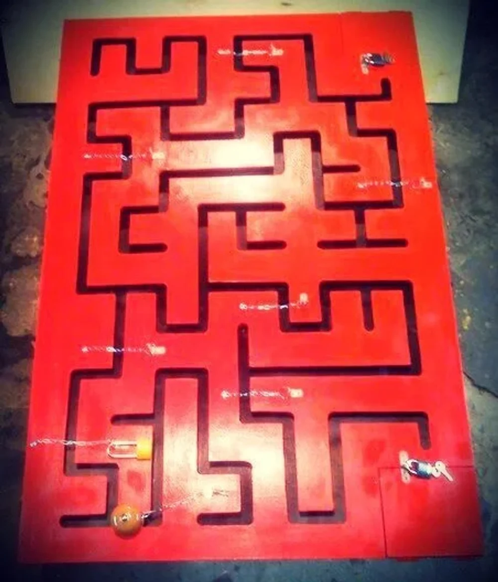 Аттракцион "Лабиринт"