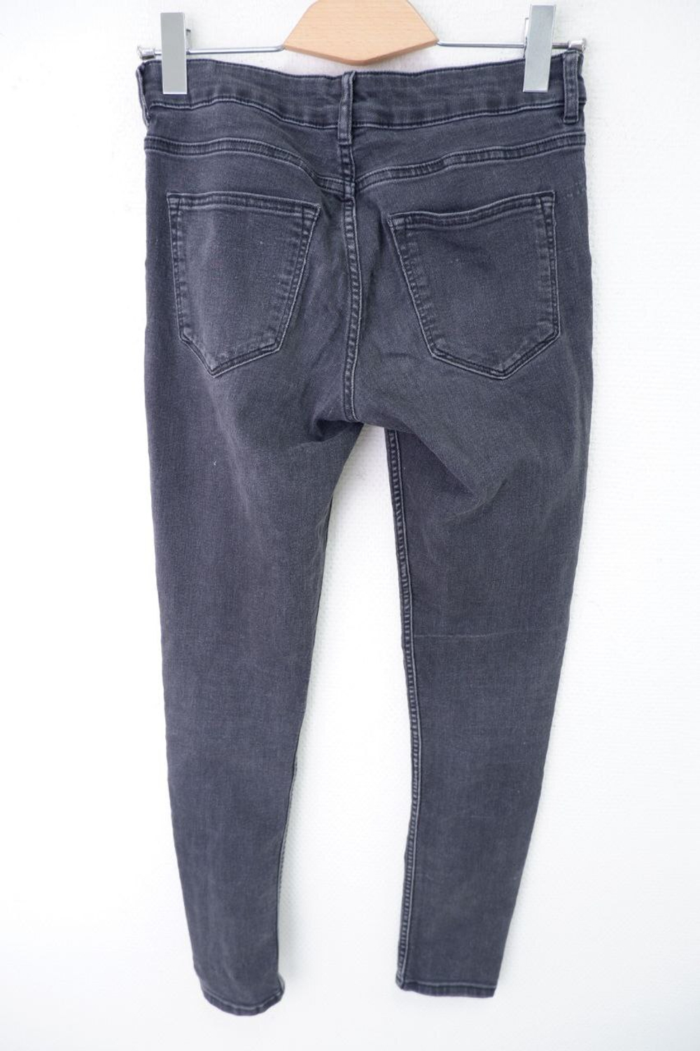 Джинсы H&M удобные 42 размер