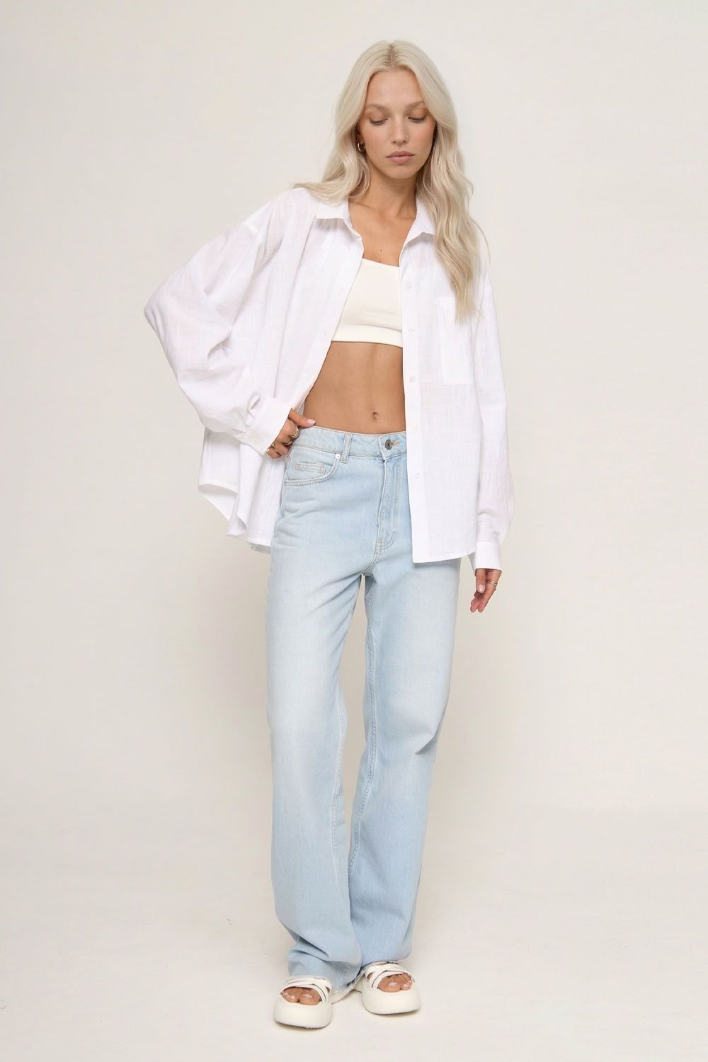 Рубашка с карманом из хлопка baby cotton белого цвета