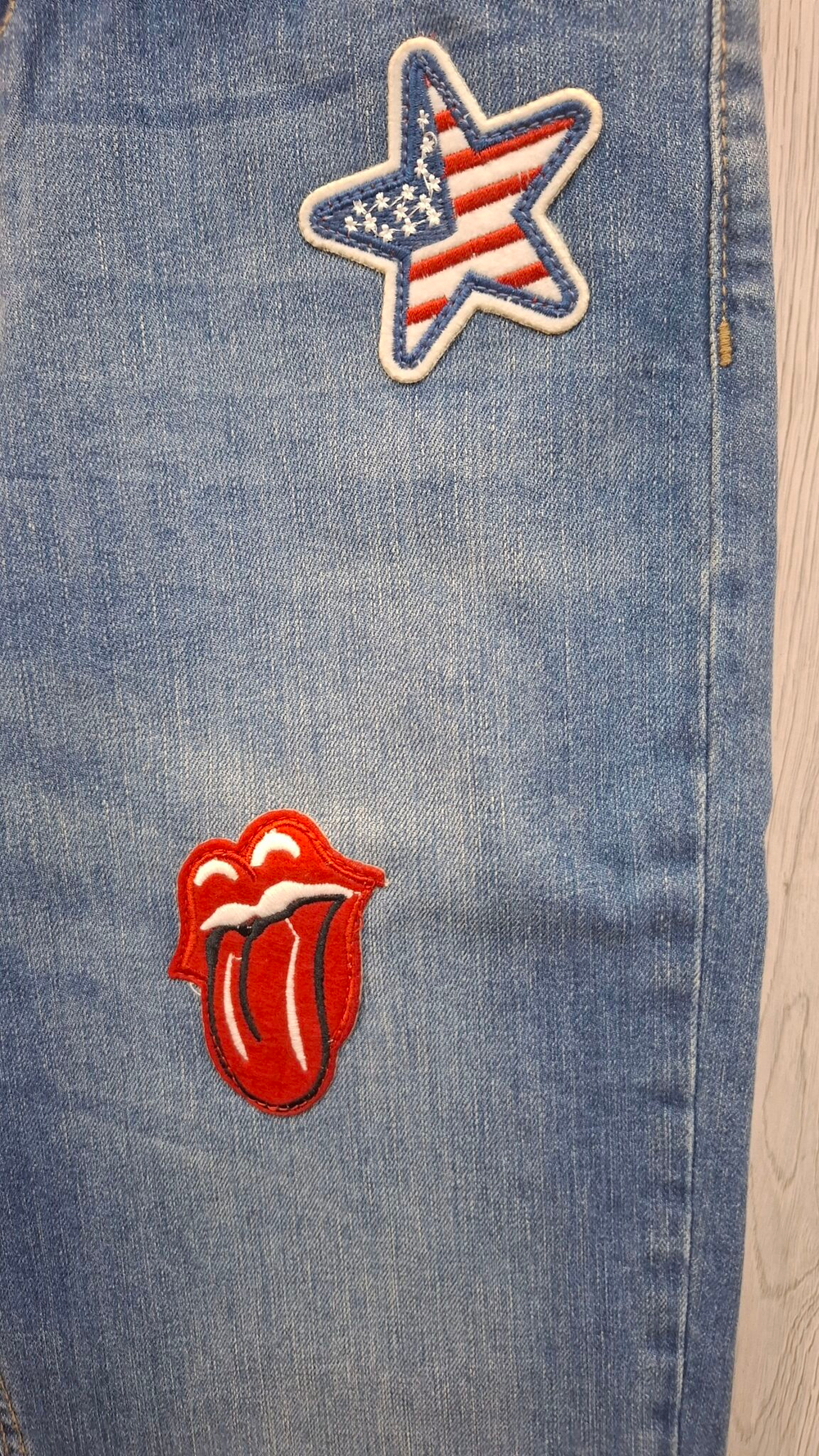 Джинсы женские