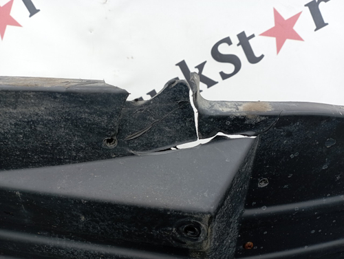 Крыло переднее правое 2023г.