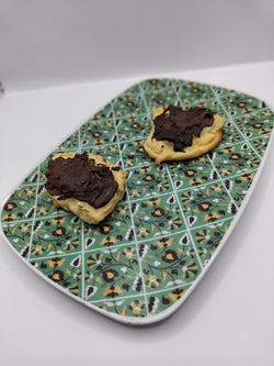 Блюдо малое или сервировочная тарелка. Коллекция Изразец Коломенское. Цветы. Бревно (Log).