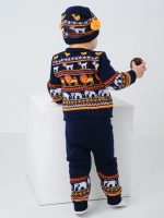 Костюм вязаный