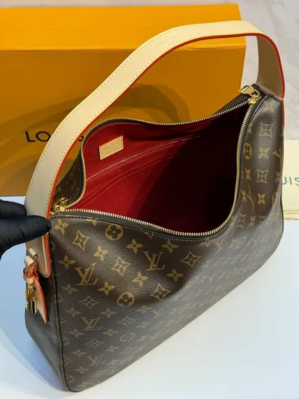 Сумка Louis Vuitton Slouchy, коричневый