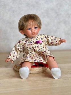 Кукла LAMAGIK мягконабивная  28см Gestito (10008)