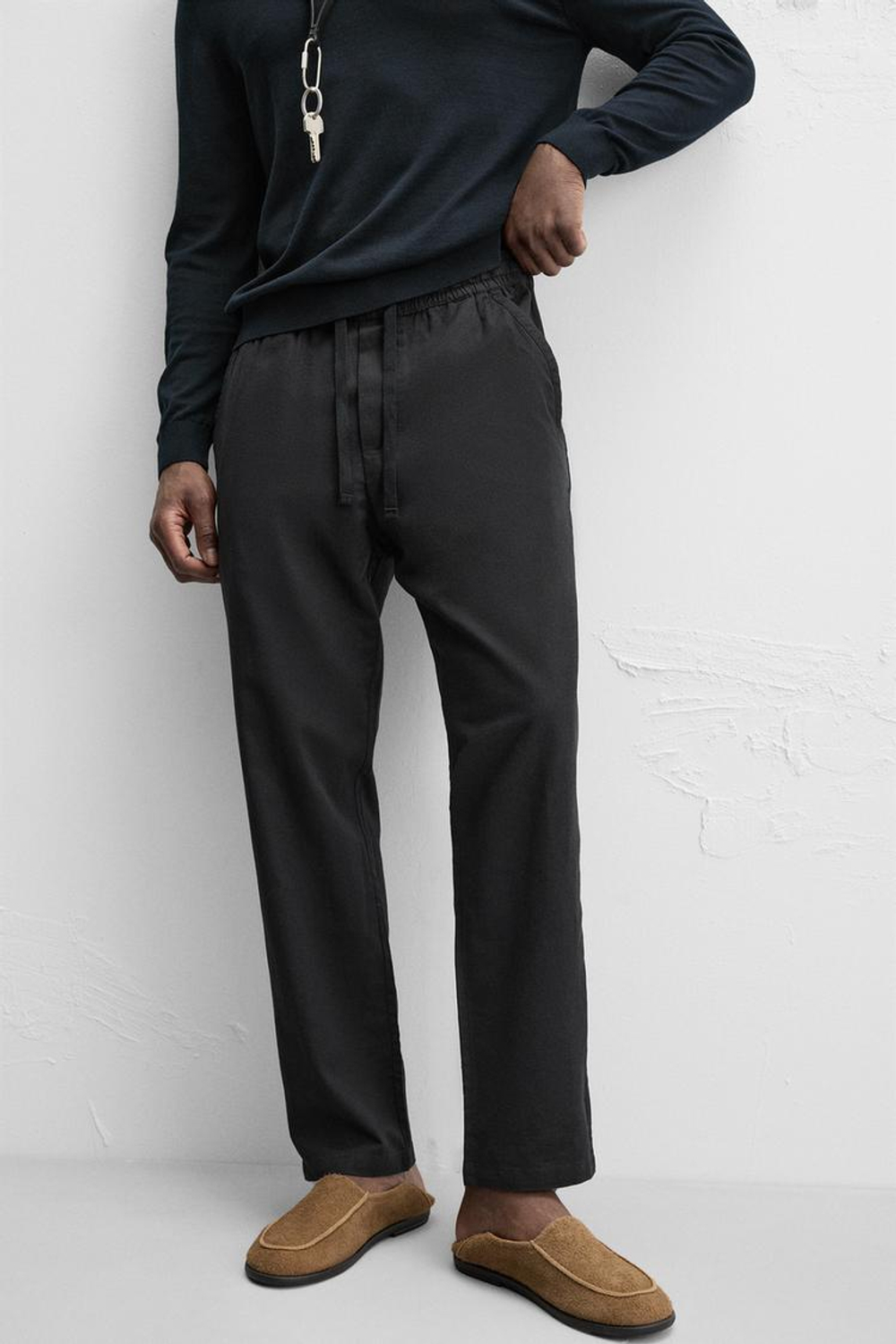 ZARA ДЖОГГЕРЫ RELAXED FIT С ЭЛАСТИЧНЫМ ПОЯСОМ, ЧЕРНЫЙ