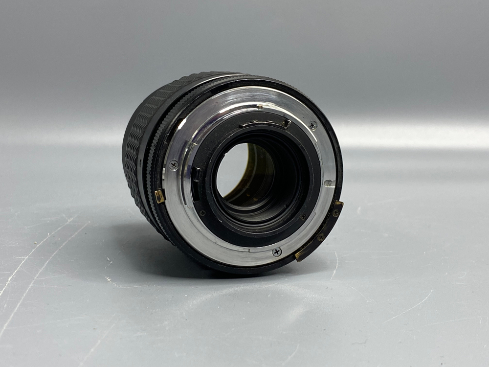 JCPenney Multi-Coated Optics 135 мм f/2.8 Nikon F внутри грибок