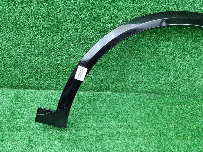 Расширитель передний правый Lixiang L9 (2022-н.в.)