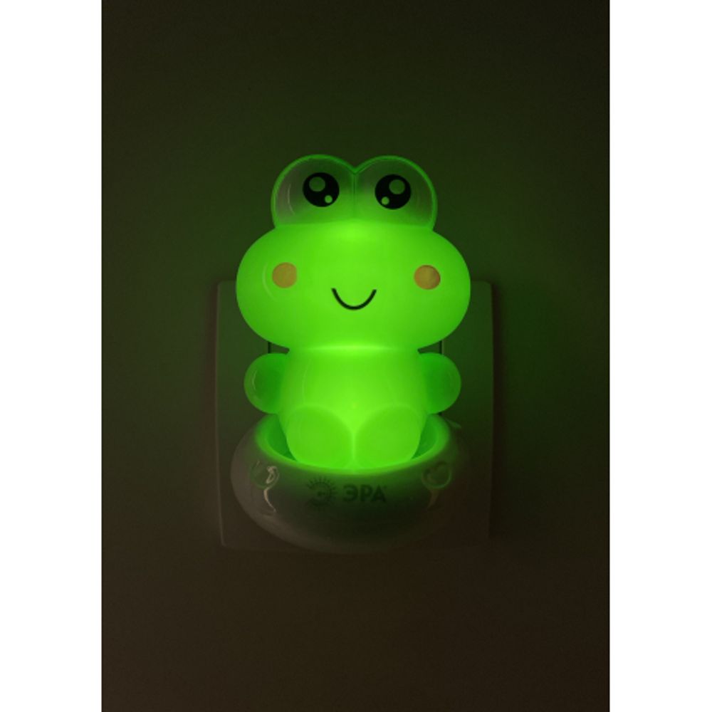 Ночник - светильник светодиодный ЭРА NN-608-SW-GR в розетку с выключателем зеленый | Ночники