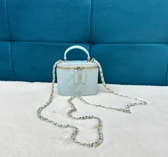 Сумка Chanel Vanity mini, голубой