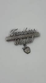 Брошь «Teachers Rule» JJ