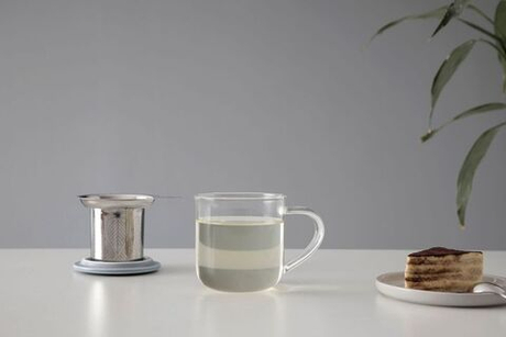 Кружка 0.45л Viva Scandinavia Minima Eva с голубой крышкой и ситечком