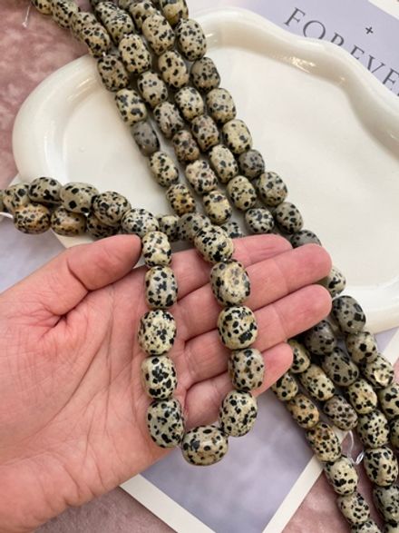 Бусины из далматиновой яшмы 12х17мм, прямоугольная галтовка