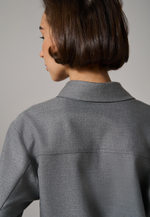 Рубашка-жакет укороченная серая