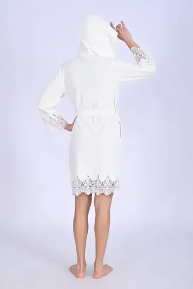 Халат женский велюровый с кружевом 0483 кремовый NUSA Турция