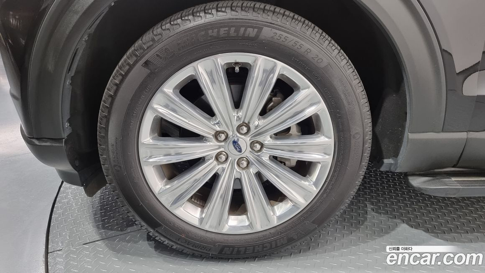 Ford Explorer 6 Generation 2.3 Limited 4WD (07.2022)