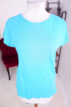 Футболка Ostin повседевная, маркировка М, визуально 46 размер