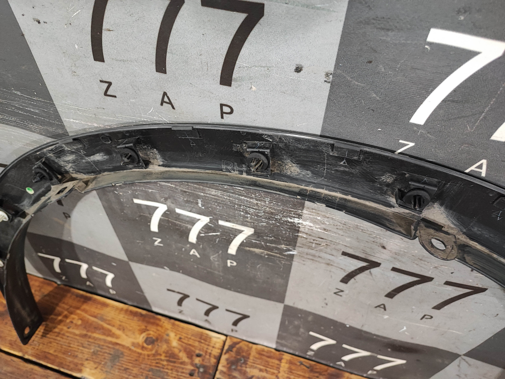 Накладка крыла переднего правого Mazda CX-5 2 (KF) 21-нв Б/У Оригинал KBST51W21