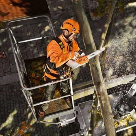 Пила цепная аккумуляторная STIHL MSA 160 Т без АКБ и ЗУ 12522000040