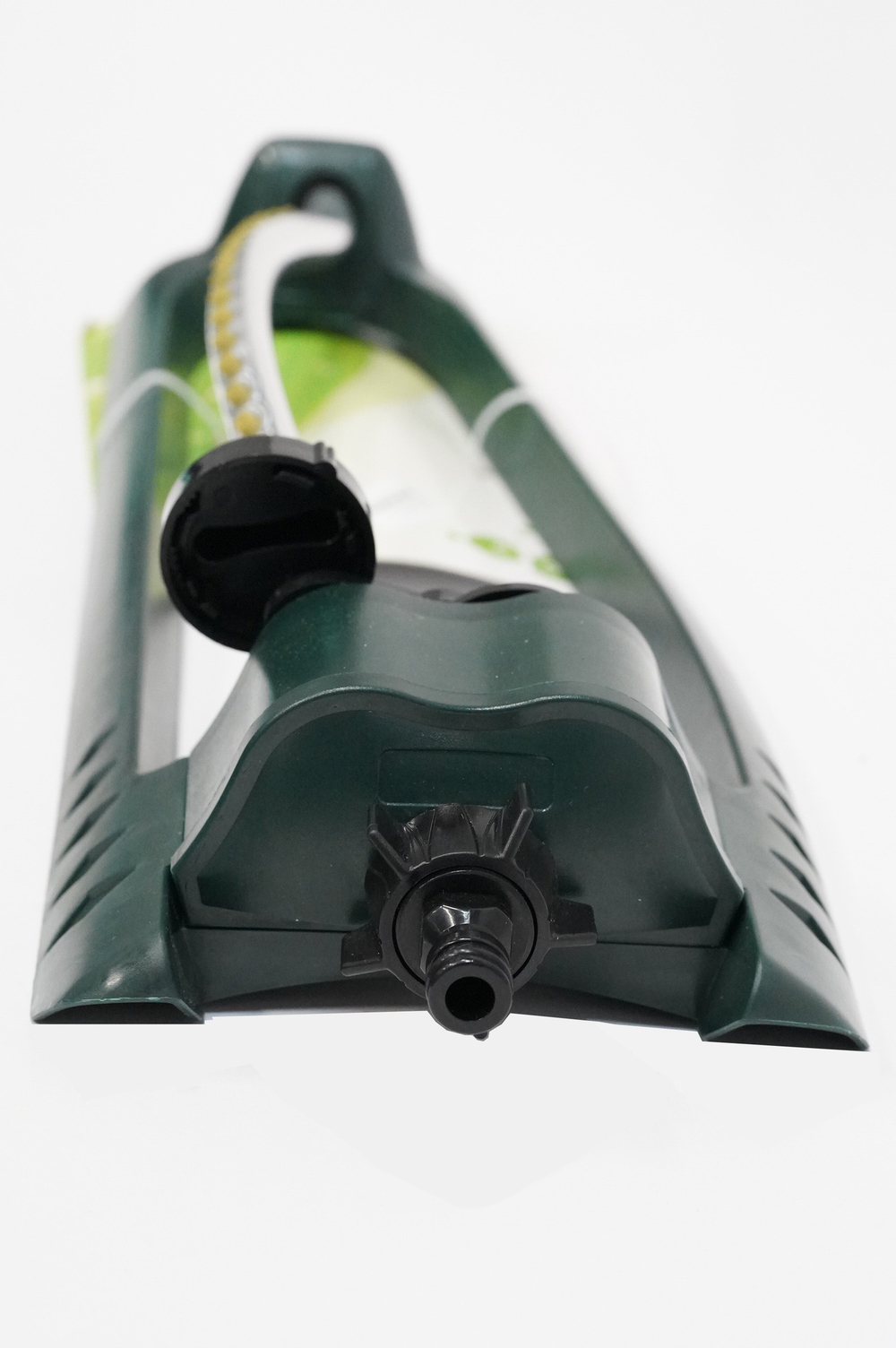 ОСЦИЛЛИРУЮЩИЙ ДОЖДЕВАТЕЛЬ С 17 ОТВЕРСТИЯМИ GE0004