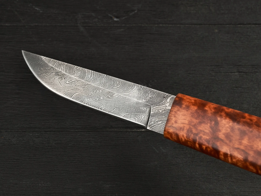 Нож шейный Ханты-Манси, дамасская сталь, рукоять мореная карельская берёза