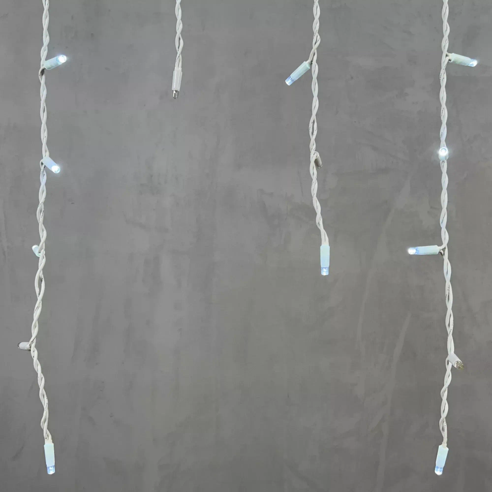 Светодиодная бахрома с колпачком 3,2*0,9 м., 168 холодных белых LED ламп, мерцание, каучуковый белый провод, LTC (LL168BLW-8-2W)