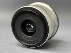Canon EOS R50 Kit 18-45mm 7150 кадров пробега
